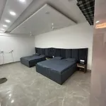 Builder Floor