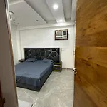 Builder Floor